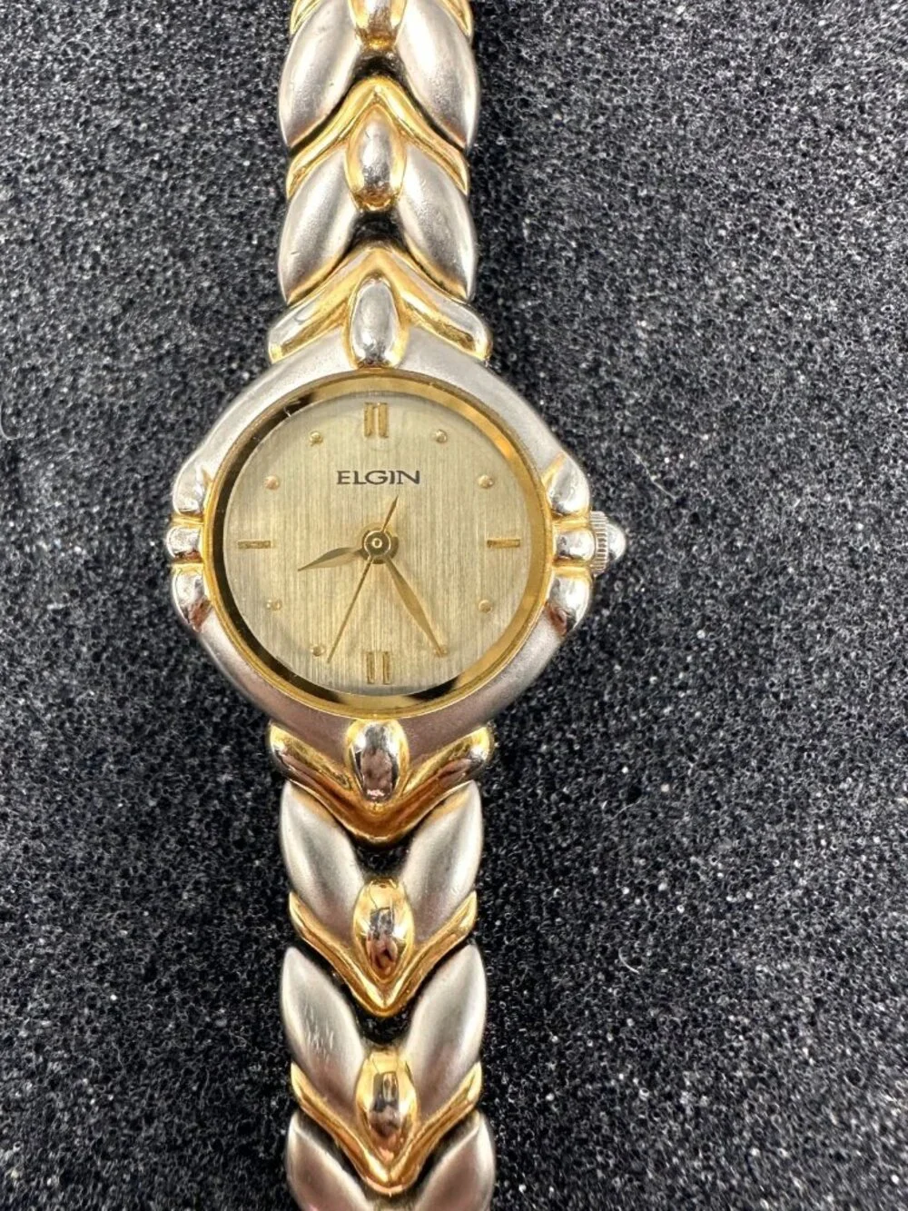 Elgin Women Watch 19mm Silver Gold Two-Tone Round Dial New Battery 6.5